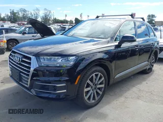 2017 Audi Q7 Prestige z VIN WA1VAAF70HD050053, wystawiony jako IAAI lot #41614112 z przebiegiem 73 892 mil mil oraz . Historia ofert i sprzedaży dostępna na DreamBid. Obrazek 2.