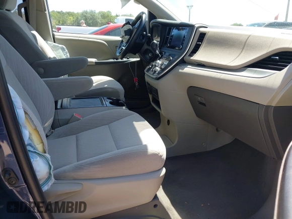 2020 Toyota Sienna LE Auto Access Seat with VIN 5TDKZ3DC0LS047826, listed as a IAAI auction lot 42056414 with 68,443 mi miles and . Bid and sale history available at DreamBid. Image 5.