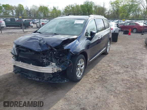 2018 Chrysler Pacifica Touring L Plus with VIN 2C4RC1EGXJR115464, listed as a IAAI auction lot 42013816 with 129,881 mi miles and . Bid and sale history available at DreamBid. Image 17.