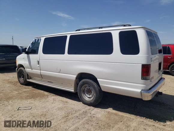 2005 Ford Econoline Passenger XL z VIN 1FBSS31L85HB18484, wystawiony jako Copart lot #54006495 z przebiegiem 109 177 mil mil oraz Szkoda całkowita • Salvage title. Historia ofert i sprzedaży dostępna na DreamBid. Obrazek 2.