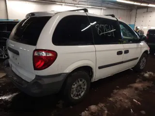 2005 Dodge Caravan SE with VIN 1D4GP25E85B249526, listed as a IAAI auction lot 41548754 with 165,330 mi miles. Bid and sale history available at carsss.com. Image 4.