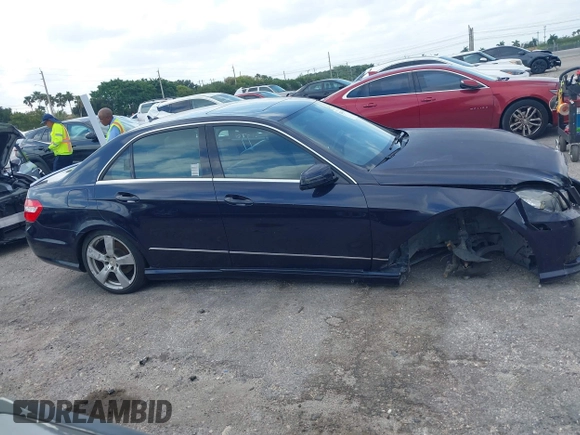 2010 Mercedes-Benz E 350 Luxury with VIN WDDHF5GB8AA083734, listed as a IAAI auction lot 42084306 with 141,838 mi miles and . Bid and sale history available at carsss.com. Image 14.