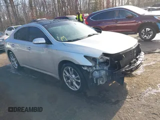 2014 Nissan Maxima S z VIN 1N4AA5AP8EC907195, wystawiony jako IAAI lot #41745929 z przebiegiem 118 156 mil mil oraz . Historia ofert i sprzedaży dostępna na DreamBid. Obrazek 1.