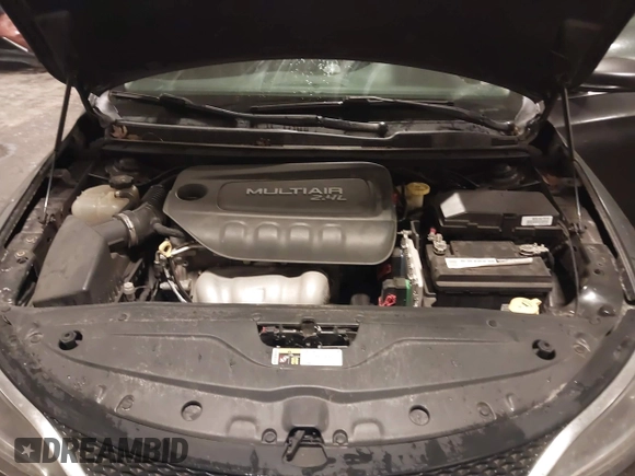 2015 Chrysler 200 Limited with VIN 1C3CCCAB9FN536788, listed as a IAAI auction lot 41726794 with 92,500 mi miles. Bid and sale history available at carsss.com. Image 10.