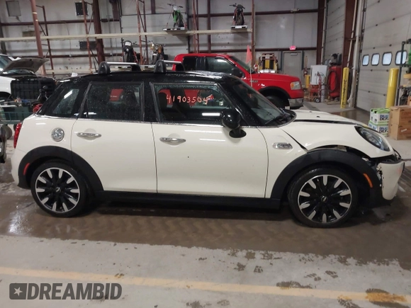 2019 MINI Hardtop 4 Door Cooper S with VIN WMWXU3C5XK2H88000, listed as a IAAI auction lot 41903504 with 60,245 mi miles and . Bid and sale history available at DreamBid. Image 14.