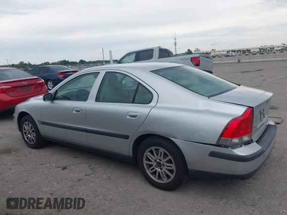 2004 Volvo S60 с VIN YV1RS61T842410353, выставлен на аукционе IAAI как лот 41880811 с пробегом 94 697 миль миль и . История ставок и продаж доступна на DreamBid. Изображение 14.