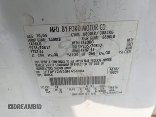 2005 Ford F-150 XL с VIN 1FTRF12W35NA34084, выставлен на аукционе IAAI как лот 42241776 с пробегом Не указан миль и . История ставок и продаж доступна на DreamBid. Изображение 9.