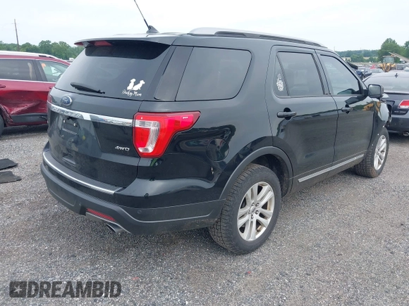 2018 Ford Explorer XLT z VIN 1FM5K8D81JGB94119, wystawiony jako IAAI lot #42346378 z przebiegiem 151 511 mil mil oraz . Historia ofert i sprzedaży dostępna na DreamBid. Obrazek 4.