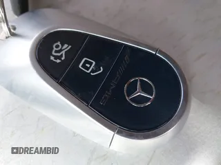 2024 Mercedes-Benz C 43 AMG z VIN W1KAF8HB0RR212189, wystawiony jako IAAI lot #42082339 z przebiegiem 3 908 mil mil oraz . Historia ofert i sprzedaży dostępna na DreamBid. Obrazek 11.