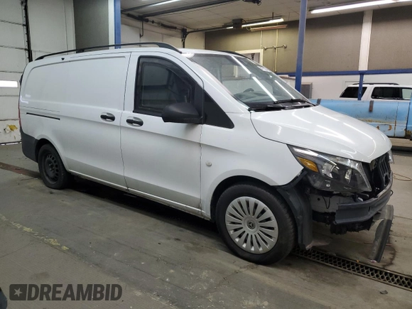 2021 Mercedes-Benz Metris Cargo z VIN W1YV0BEY8M3867002, wystawiony jako Copart lot #84775284 z przebiegiem 5 991 mil mil oraz Czysty tytuł • Clean title. Historia ofert i sprzedaży dostępna na DreamBid. Obrazek 4.