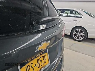 2020 Chevrolet Equinox LT z VIN 2GNAXJEV5L6232400, wystawiony jako IAAI lot #42575814 z przebiegiem 110 520 mil mil oraz . Historia ofert i sprzedaży dostępna na DreamBid. Obrazek 9.