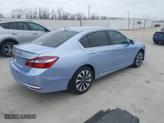 2017 Honda Accord Hybrid with VIN JHMCR6F32HC010979, listed as a IAAI auction lot 41359613 with 29,823 mi miles. Bid and sale history available at carsss.com. Image 4.