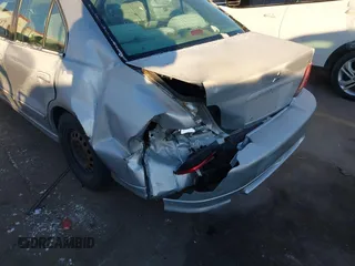 2003 Mitsubishi Galant ES z VIN 4A3AA46G23E093220, wystawiony jako IAAI lot #41287155 z przebiegiem 192 105 mil mil oraz . Historia ofert i sprzedaży dostępna na DreamBid. Obrazek 6.