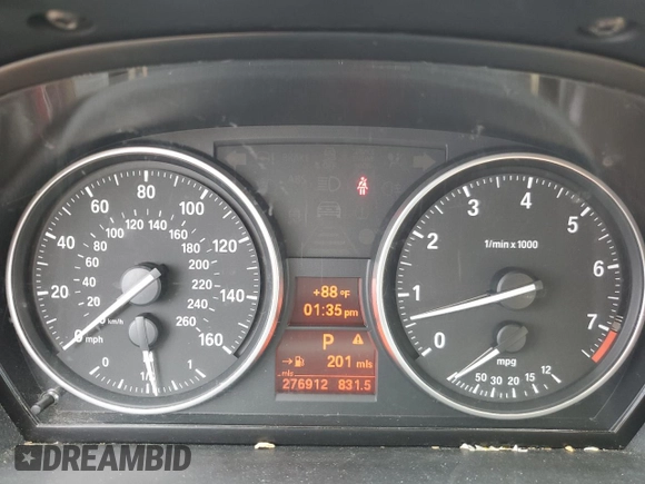 2011 BMW 3 Series 328i xDrive with VIN WBAUU3C5XBA542974, listed as a Copart auction lot 63331535 with 276,912 mi miles and Salvage title. Bid and sale history available at DreamBid. Image 9.