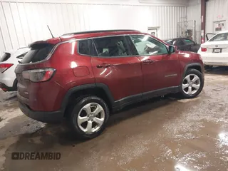 2020 Jeep Compass Latitude with VIN 3C4NJDBB9LT255911, listed as a IAAI auction lot 41398228 with 105,264 mi miles. Bid and sale history available at carsss.com. Image 4.