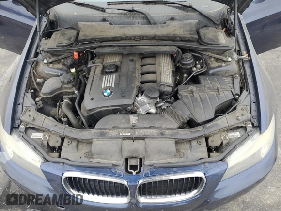 2011 BMW 3 Series 328i with VIN WBAPH5G50BNM82543, listed as a Copart auction lot 59016615 with 122,820 mi miles and Clean title. Bid and sale history available at DreamBid. Image 11.