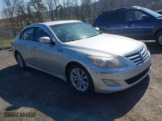 2012 Hyundai Genesis 3.8L with VIN KMHGC4DD8CU163384, listed as a IAAI auction lot 42058025 with 155,351 mi miles. Bid and sale history available at carsss.com. Image 1.