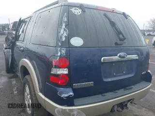 2008 Ford Explorer Eddie Bauer with VIN 1FMEU74E28UA46583, listed as a IAAI auction lot 41846150 with 208,345 mi miles. Bid and sale history available at carsss.com. Image 3.