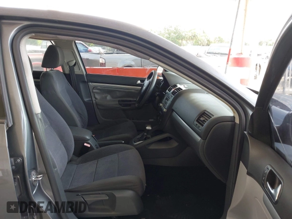 2007 Volkswagen Jetta 2.5 with VIN 3VWPF71K47M071552, listed as a IAAI auction lot 42536782 with 215,782 mi miles and . Bid and sale history available at DreamBid. Image 5.