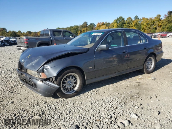 2001 BMW 5 Series 525i with VIN WBADT33401GF40448, listed as a Copart auction lot 76770544 with 266,650 mi miles and Salvage Title. Bid and sale history available at carsss.com. Image 1.