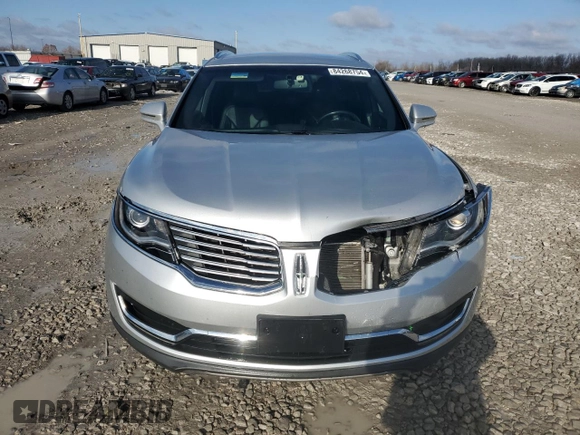 2017 Lincoln MKX Select with VIN 2LMPJ8KR1HBL20427, listed as a Copart auction lot 84268754 with 91,171 mi miles and Salvage Title. Bid and sale history available at carsss.com. Image 5.
