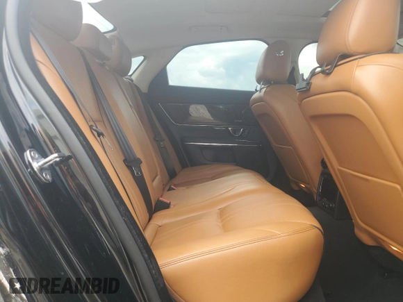 2019 Jaguar XJ R-Sport with VIN SAJWA1C7XK8W21242, listed as a Copart auction lot 56092225 with 47,727 mi miles and Salvage title. Bid and sale history available at DreamBid. Image 10.