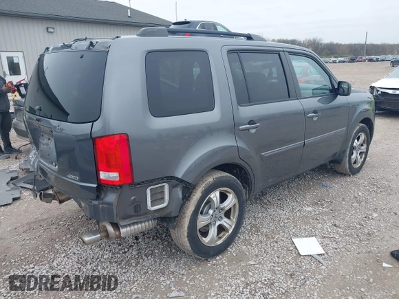 2012 Honda Pilot EX with VIN 5FNYF4H43CB050221, listed as a IAAI auction lot 41961752 with 217,064 mi miles. Bid and sale history available at carsss.com. Image 4.