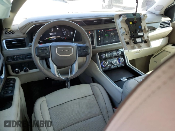 2022 GMC Yukon Denali with VIN 1GKS1DKL6NR213501, listed as a Copart auction lot 71684664 with 39,543 mi miles and Salvage Title. Bid and sale history available at carsss.com. Image 8.