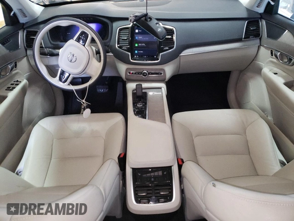 2023 Volvo XC90 Plus with VIN YV4062PN7P1993333, listed as a Copart auction lot 49227985 with 40,711 mi miles and Salvage Title. Bid and sale history available at carsss.com. Image 8.