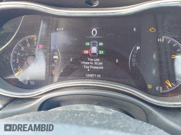 2014 Jeep Grand Cherokee Laredo with VIN 1C4RJFAG8EC262292, listed as a IAAI auction lot 40568162 with 124,871 mi miles and . Bid and sale history available at DreamBid. Image 7.