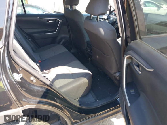 2020 Toyota RAV4 XLE with VIN 2T3P1RFV7LW111230, listed as a IAAI auction lot 40012870 with 22,444 mi miles. Bid and sale history available at carsss.com. Image 8.