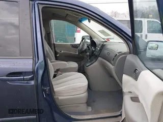 2009 Kia Sedona LX with VIN KNDMB233696278019, listed as a IAAI auction lot 41983960 with 153,083 mi miles. Bid and sale history available at carsss.com. Image 5.