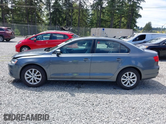 2013 Volkswagen Jetta SE with VIN 3VWDP7AJ3DM372896, listed as a IAAI auction lot 42520685 with 127,143 mi miles and . Bid and sale history available at DreamBid. Image 14.