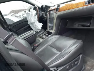 2013 Cadillac Escalade Platinum Edition with VIN 1GYS4DEF0DR260640, listed as a IAAI auction lot 41816127 with 152,649 mi miles. Bid and sale history available at carsss.com. Image 5.