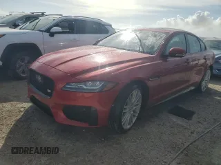 2016 Jaguar XF S with VIN SAJBG4BV6GCY10473, listed as a Copart auction lot 75421564 with 27,164 mi miles and Non Repairable. Bid and sale history available at carsss.com. Image 1.