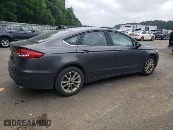 2020 Ford Fusion SE z VIN 3FA6P0HD2LR143538, wystawiony jako Copart lot #56977285 z przebiegiem 96 201 mil mil oraz Czysty tytuł • Clean title. Historia ofert i sprzedaży dostępna na DreamBid. Obrazek 3.