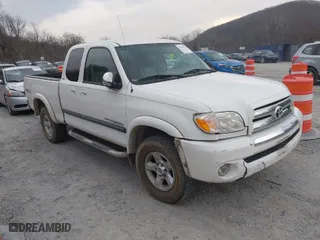 2006 Toyota Tundra SR5 with VIN 5TBBT44176S474522, listed as a IAAI auction lot 41662123 with 124,409 mi miles. Bid and sale history available at carsss.com. Image 1.