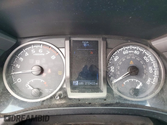 2017 Toyota Tacoma SR5 with VIN 5TFCZ5AN1HX102498, listed as a Copart auction lot 61499425 with 210,433 mi miles and Salvage title. Bid and sale history available at DreamBid. Image 9.