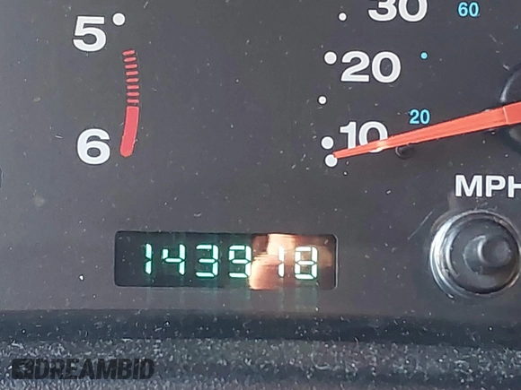 2005 Jeep Wrangler Unlimited with VIN 1J4FA44S65P335444, listed as a IAAI auction lot 41731093 with 143,918 mi miles. Bid and sale history available at carsss.com. Image 15.
