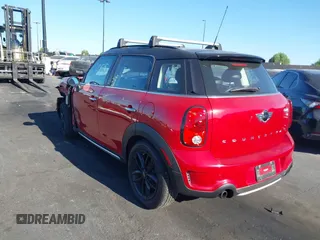 2016 MINI Countryman S with VIN WMWZC5C50GWU02754, listed as a IAAI auction lot 42702055 with 105,284 mi miles and . Bid and sale history available at DreamBid. Image 14.
