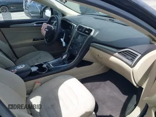 2015 Ford Fusion SE Hybrid with VIN 3FA6P0LU7FR199065, listed as a IAAI auction lot 41944181 with 197,020 mi miles. Bid and sale history available at carsss.com. Image 5.