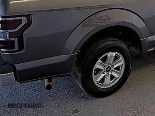 2019 Ford F-150 XL z VIN 1FTEW1CB4KFC20443, wystawiony jako IAAI lot #42806612 z przebiegiem 56 767 mil mil oraz . Historia ofert i sprzedaży dostępna na DreamBid. Obrazek 6.