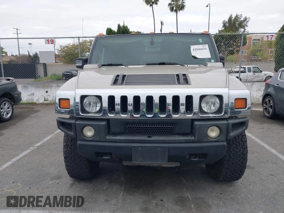 2005 Hummer H2 SUV with VIN 5GRGN23U95H129470, listed as a IAAI auction lot 42046654 with 63,489 mi miles. Bid and sale history available at carsss.com. Image 12.