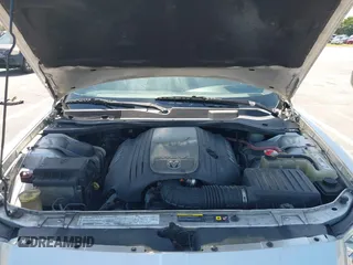 2006 Dodge Magnum R/T z VIN 2D4GV57256H374048, wystawiony jako IAAI lot #42142711 z przebiegiem 173 817 mil mil oraz . Historia ofert i sprzedaży dostępna na DreamBid. Obrazek 10.