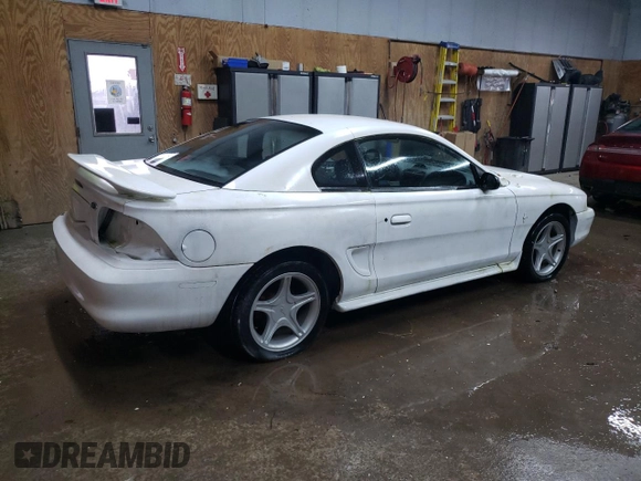 1995 Ford Mustang with VIN 1FALP404XSF266697, listed as a Copart auction lot 47772545 with 97,995 mi miles and Clean Title. Bid and sale history available at carsss.com. Image 3.