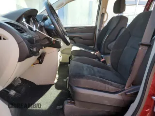 2017 Dodge Grand Caravan SE z VIN 2C4RDGBG8HR780460, wystawiony jako Copart lot #46663825 z przebiegiem 90 157 mil mil oraz Szkody całkowita. Historia ofert i sprzedaży dostępna na DreamBid. Obrazek 7.