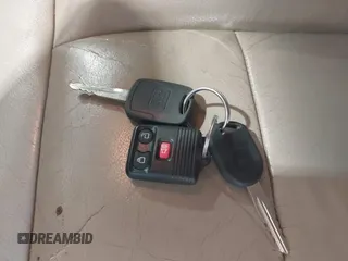 2007 Ford F-150 XLT с VIN 1FTPW14V37KB22567, выставлен на аукционе IAAI как лот 42280284 с пробегом Не указан миль и . История ставок и продаж доступна на DreamBid. Изображение 11.