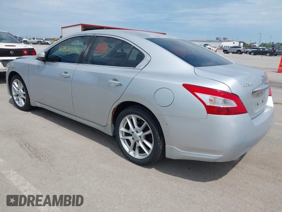 2009 Nissan Maxima S with VIN 1N4AA51E29C853185, listed as a IAAI auction lot 42523716 with 146,957 mi miles and . Bid and sale history available at DreamBid. Image 3.