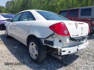 2006 Pontiac G6 6-Cyl with VIN 1G2ZG558764146061, listed as a IAAI auction lot 41999921 with 267,626 mi miles and . Bid and sale history available at DreamBid. Image 3.