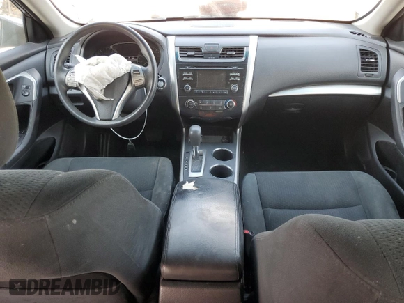2015 Nissan Altima 2.5 with VIN 1N4AL3AP6FN890675, listed as a Copart auction lot 59228925 with 207,215 mi miles and Salvage title. Bid and sale history available at DreamBid. Image 8.